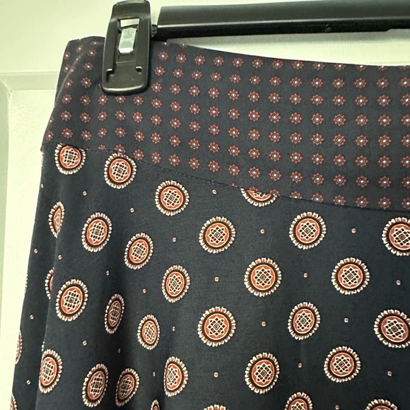 Banana Republic Maxi Skirt size 8 - Picture 2 of 7